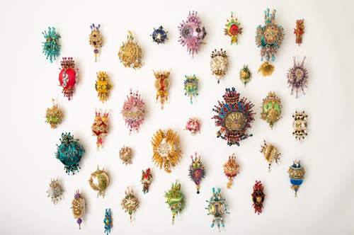 Image for JEWELS OF THE SEASON ONLINE LECTURE BY ORNAMENT SPECIALIST LYNNE THOMPSON 